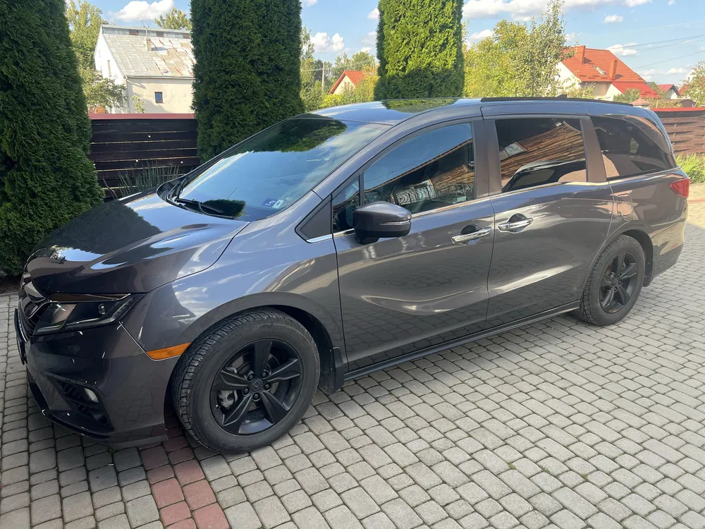 Фото 2019 Honda Odyssey