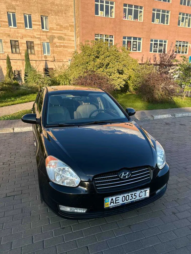 Фото 2008 Hyundai Accent