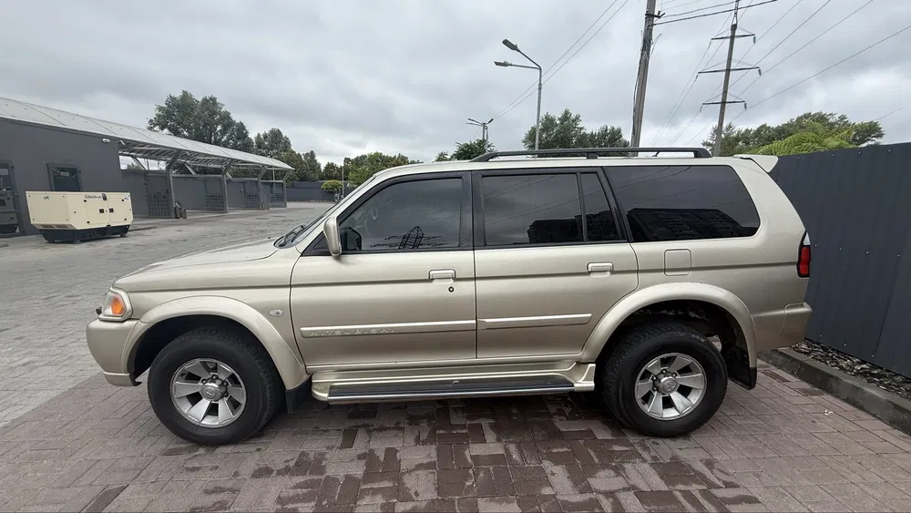 Фото 2006 Mitsubishi Pajero Sport