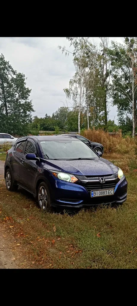 Фото 2017 Honda HR-V