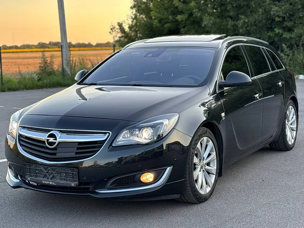Фото 2016 Opel Insignia