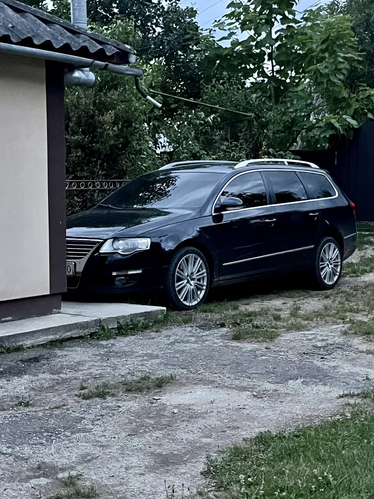 Фото 2007 Volkswagen Passat Hatchback