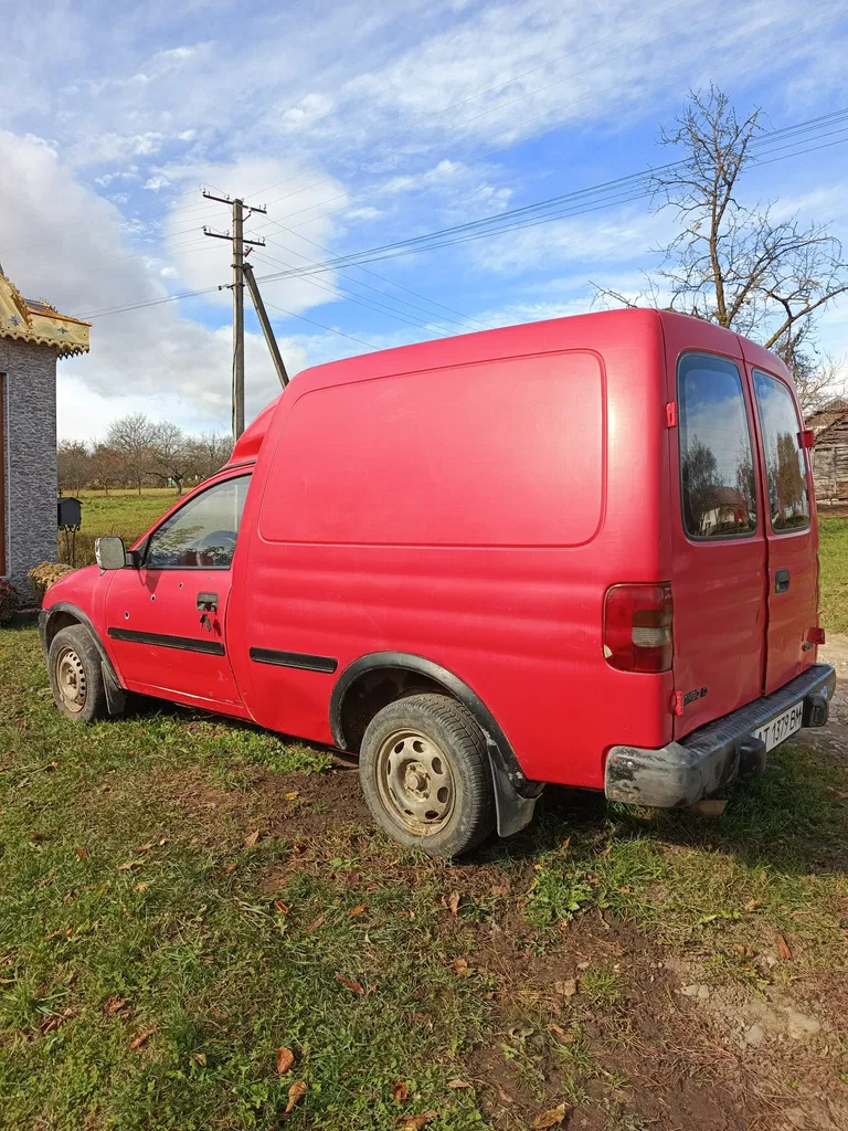 Фото 1996 Opel Combo