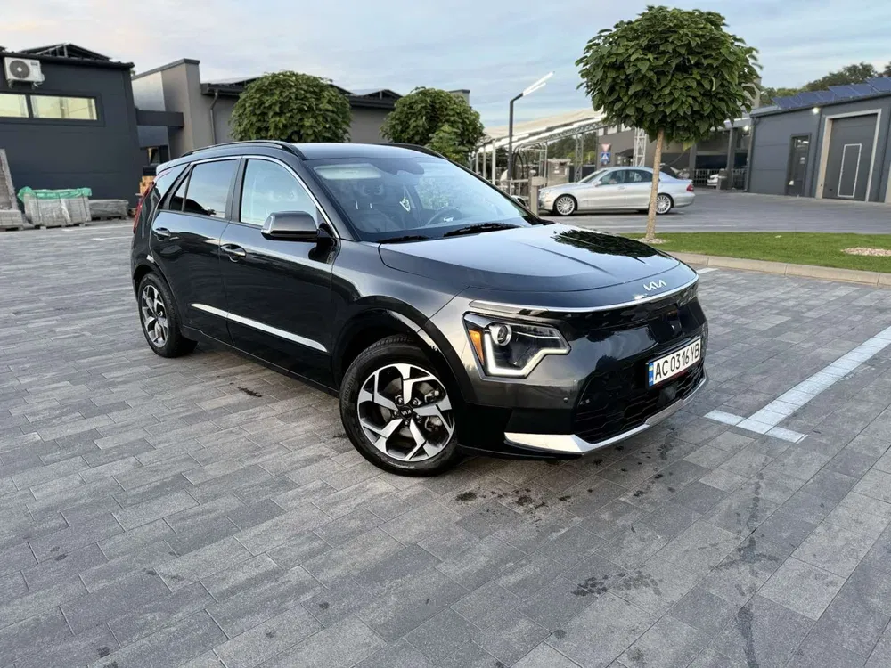 Фото 2023 Kia Niro