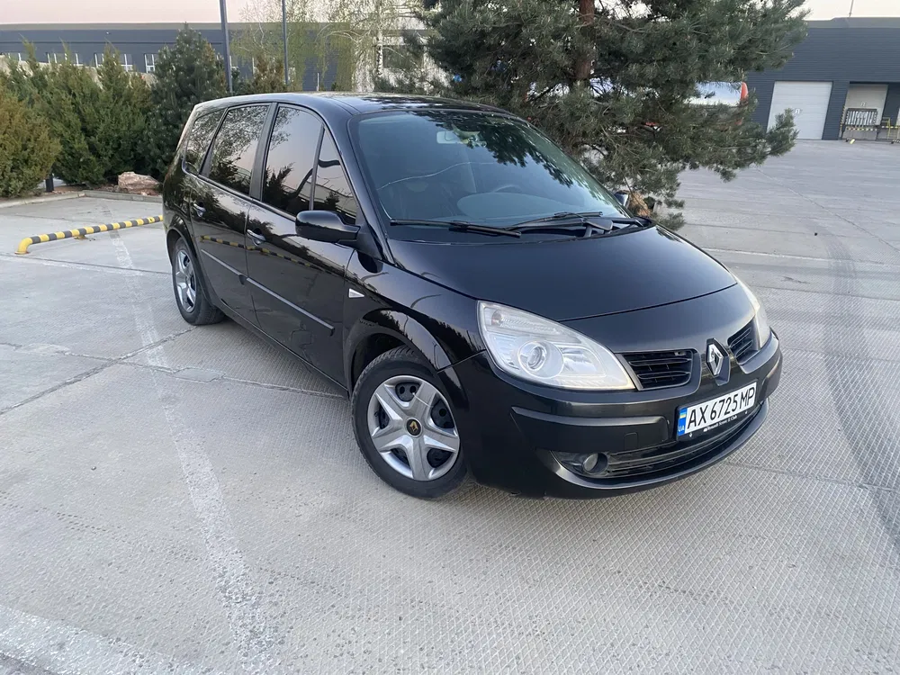 Фото 2007 Renault Grand Scenic