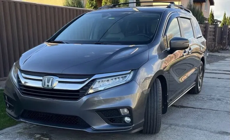 Фото 2017 Honda Odyssey