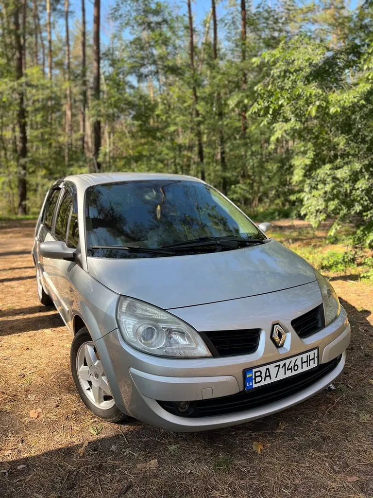 Фото 2007 Renault Scenic II