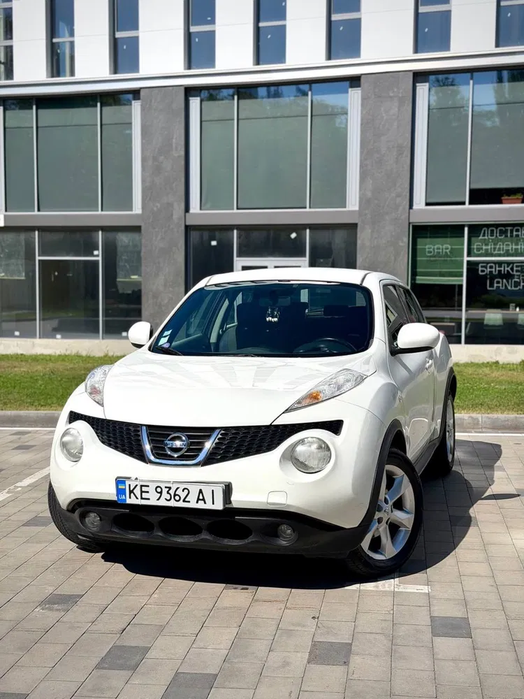 Фото 2011 Nissan Juke