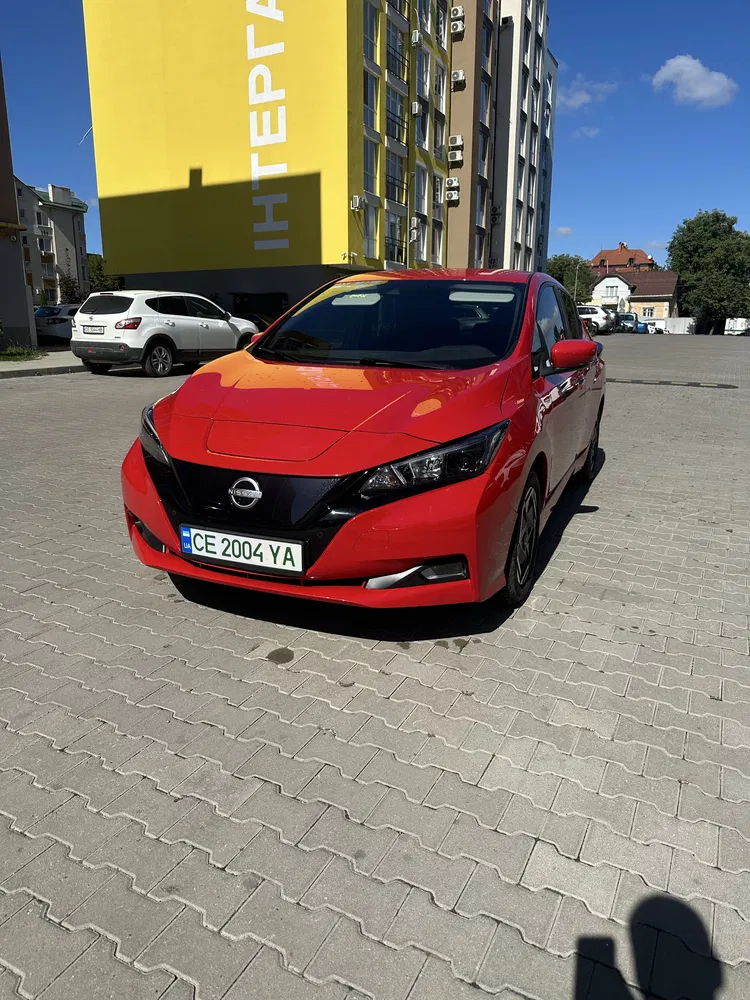 Фото 2022 Nissan Leaf