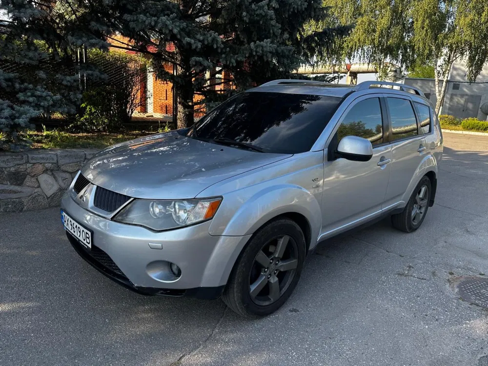 Фото 2008 Mitsubishi Outlander