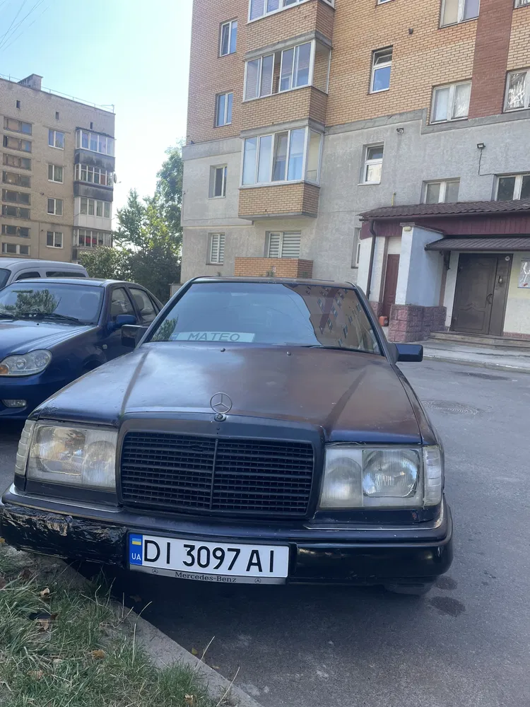 Фото 1987 Mercedes-Benz 200