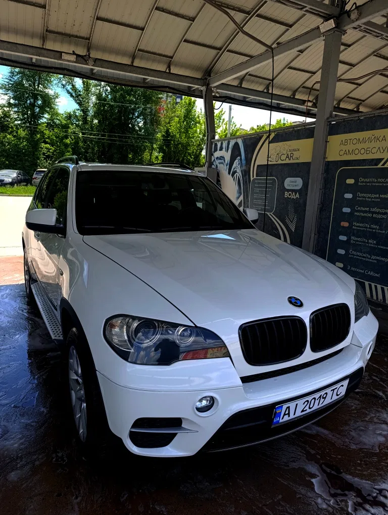 Фото 2010 BMW X5