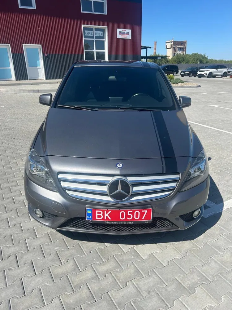 Фото 2012 Mercedes-Benz B серия