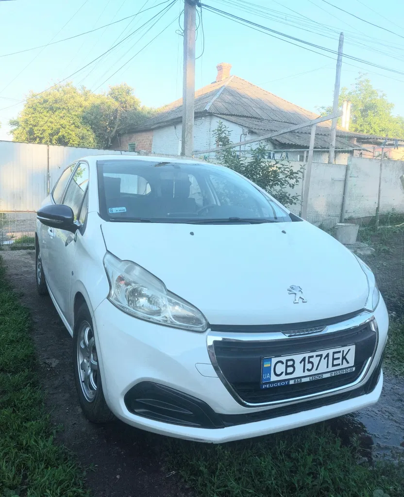 Фото 2017 Peugeot 208