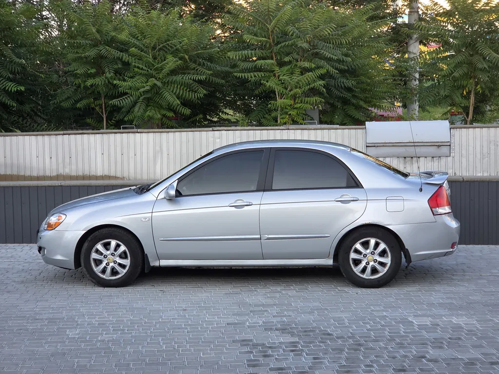 Фото 2007 Kia Cerato (Forte)