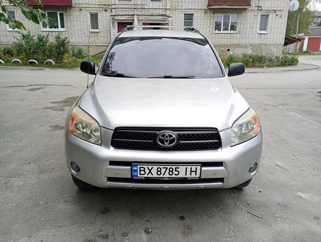 Фото 2006 Toyota RAV 4