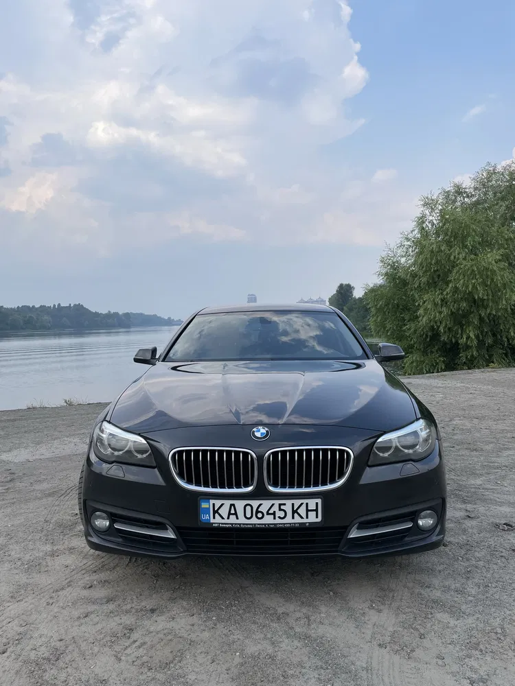 Фото 2015 BMW 5 серія