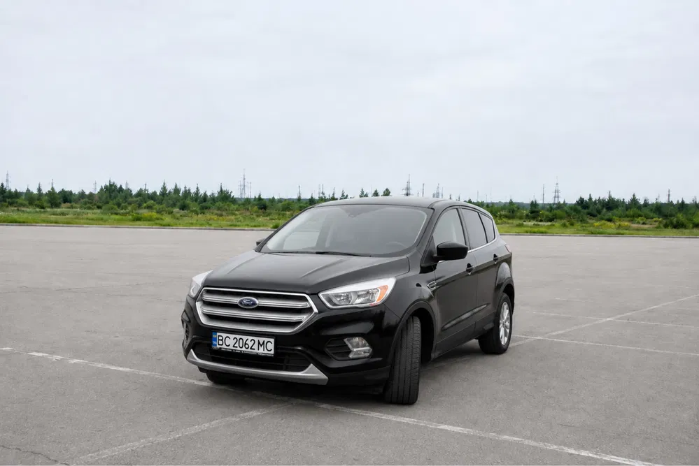 Фото 2017 Ford Escape