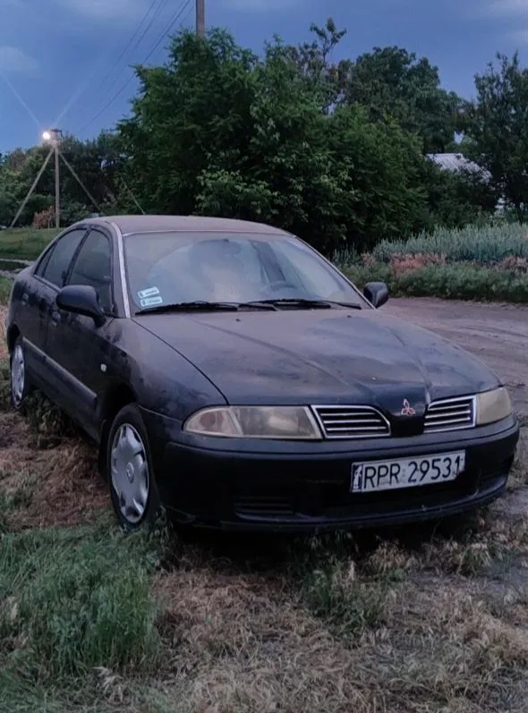 Фото 2001 Mitsubishi Інша