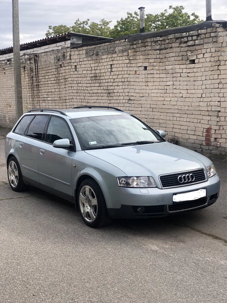 Фото 2001 Audi A4