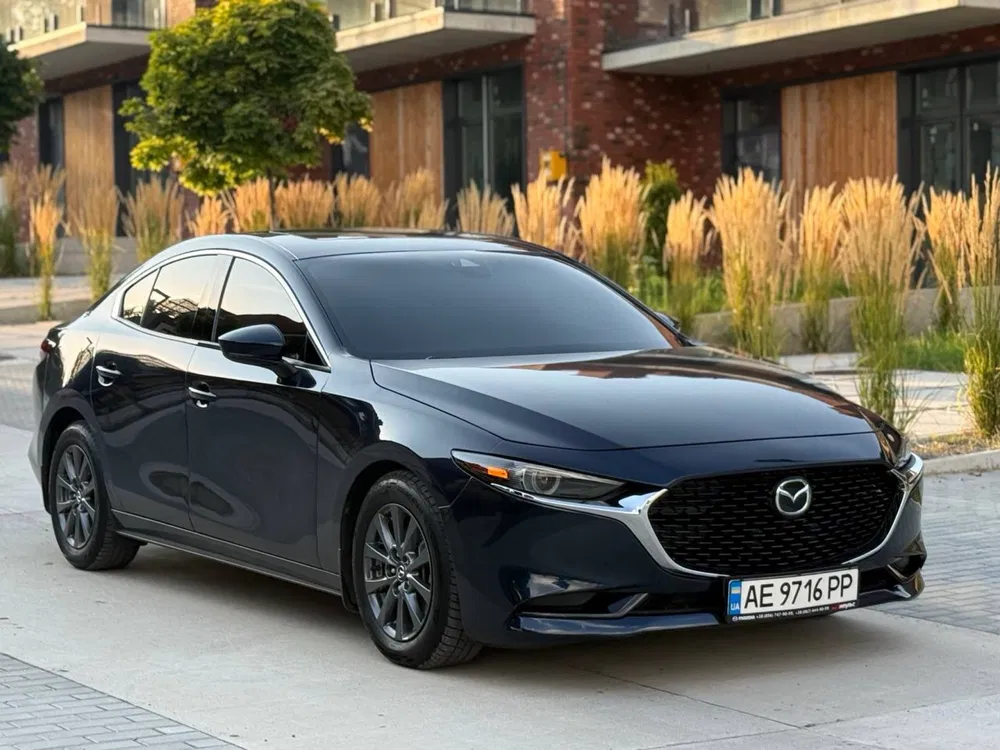 Фото 2019 Mazda 3