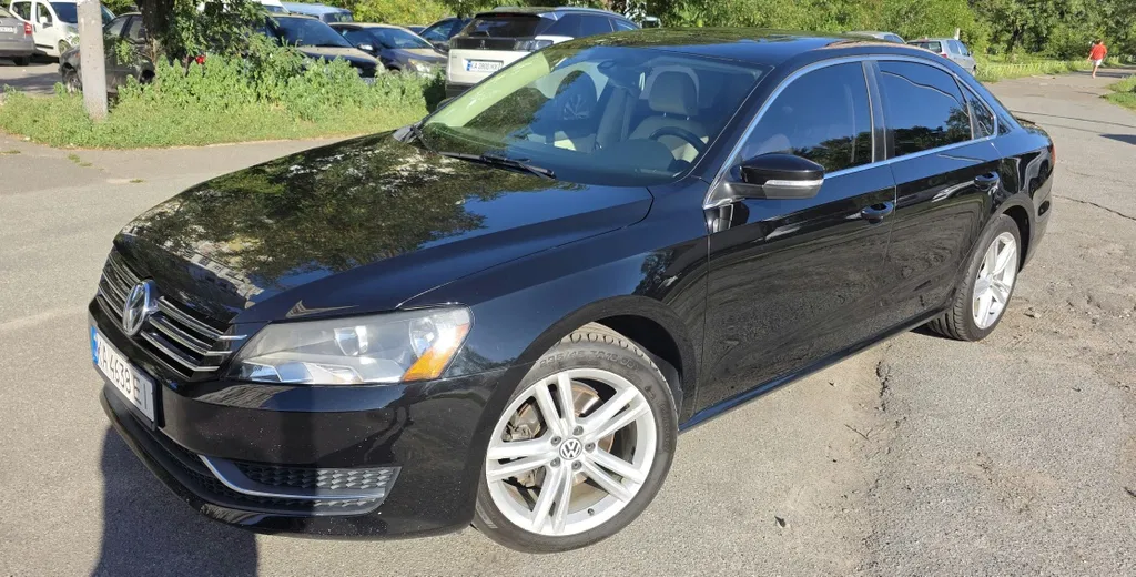 Фото 2013 Volkswagen Passat Sedan