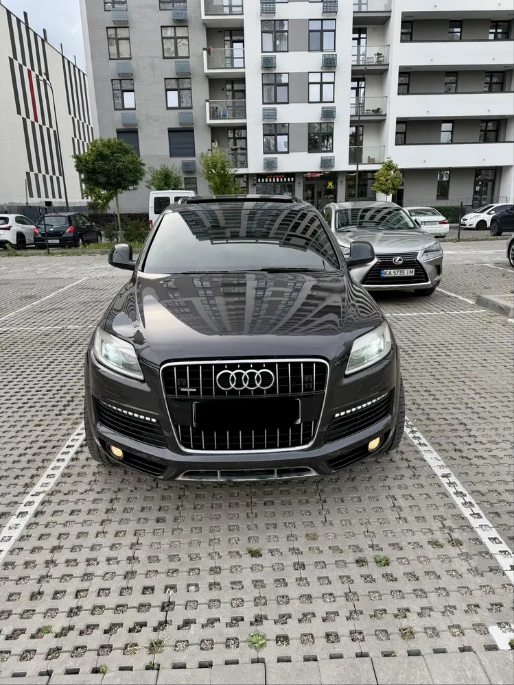 Фото 2006 Audi Q7