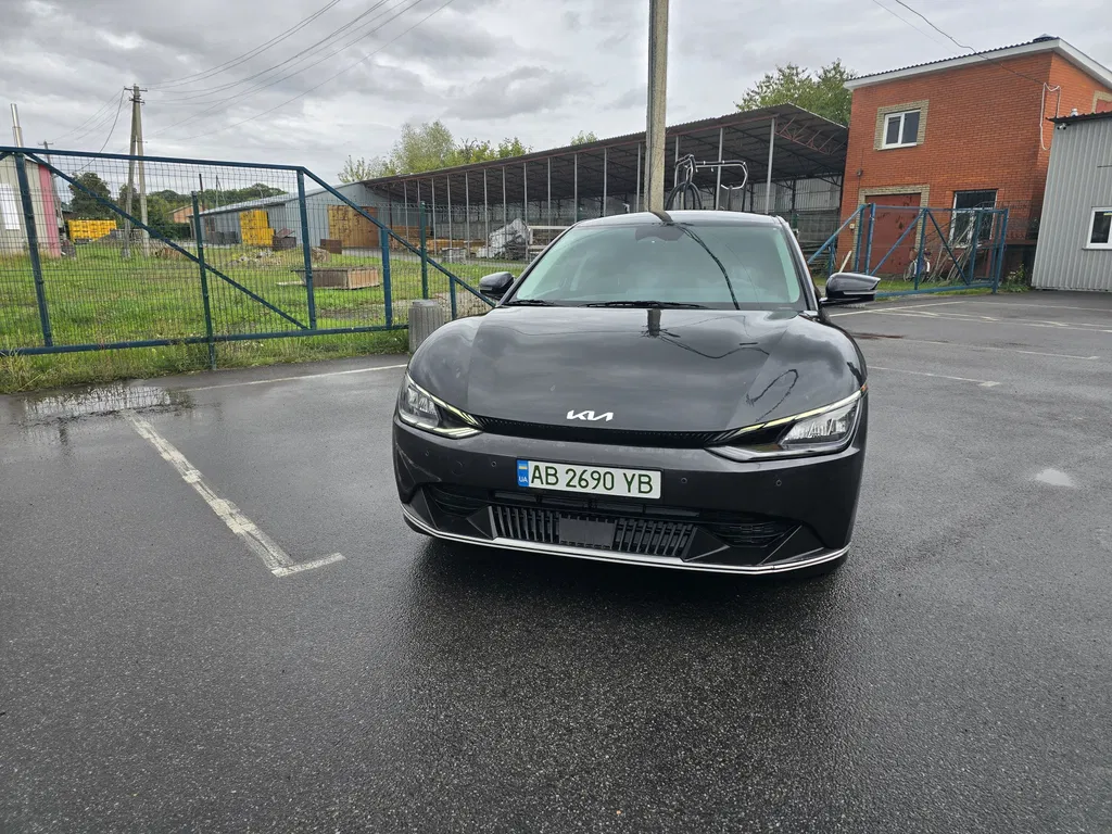 Фото 2023 Kia Інша