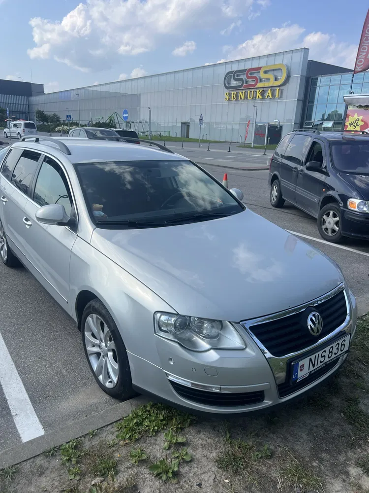 Фото 2010 Volkswagen Passat Variant