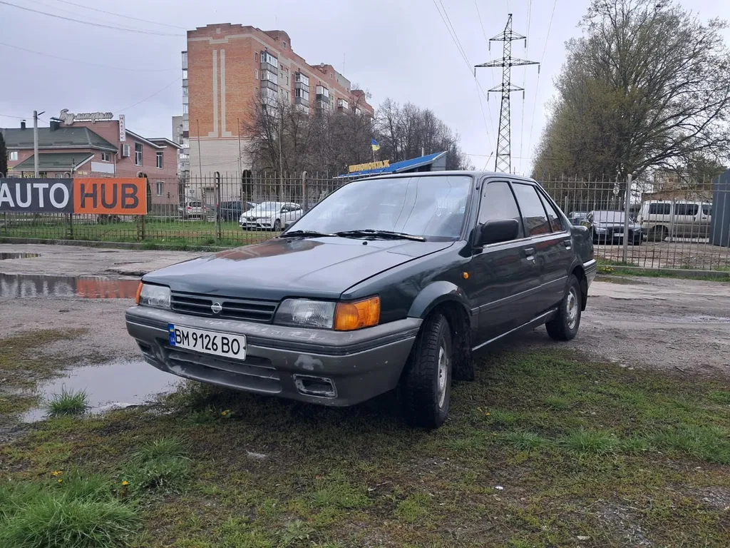 Фото 1989 Nissan Sunny