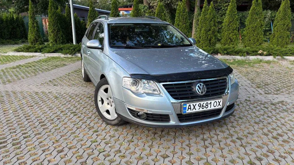 Фото 2005 Volkswagen Passat Variant