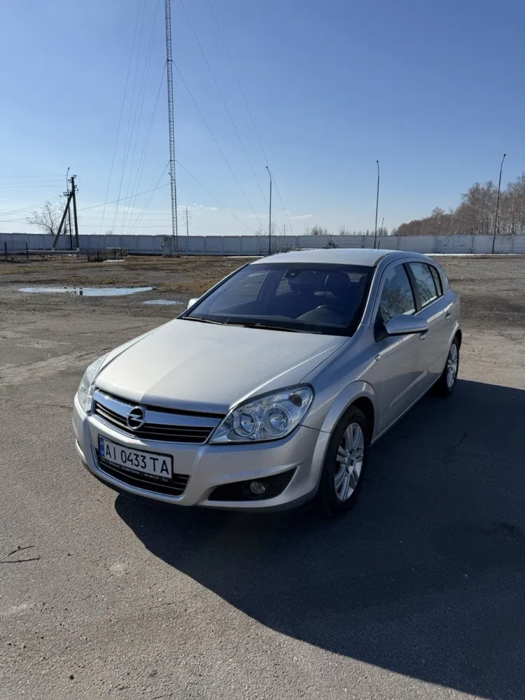 Фото 2009 Opel Astra