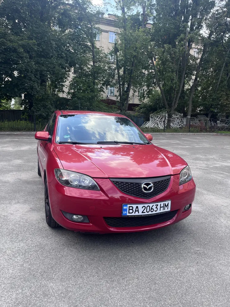 Фото 2004 Mazda 3
