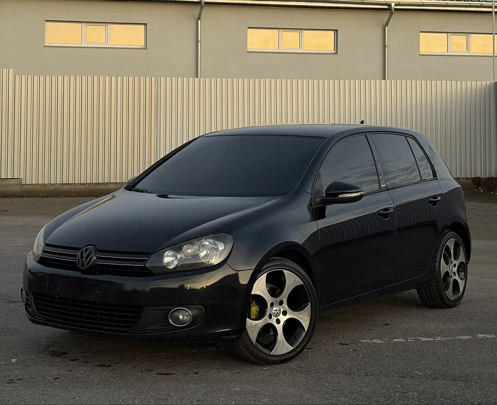 Фото 2011 Volkswagen Golf