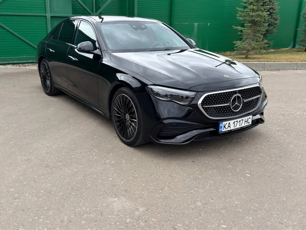 Фото 2024 Mercedes-Benz E серия
