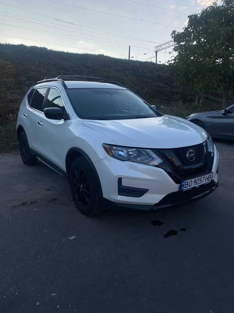 Фото 2018 Nissan Rogue