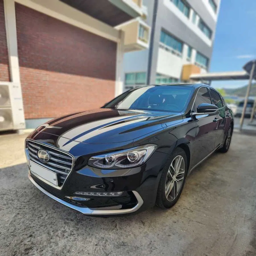 Фото 2016 Hyundai Grandeur