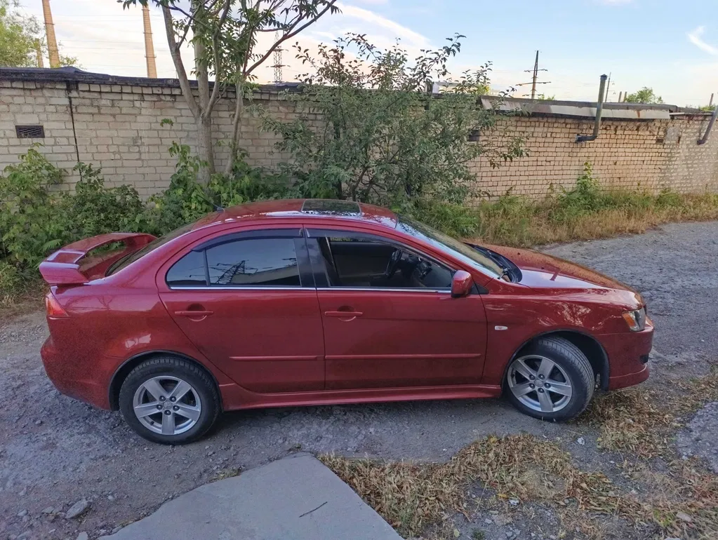 Фото 2008 Mitsubishi Lancer