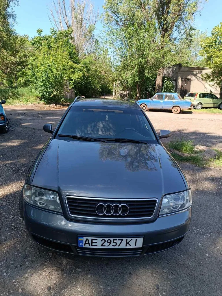 Фото 1999 Audi A6