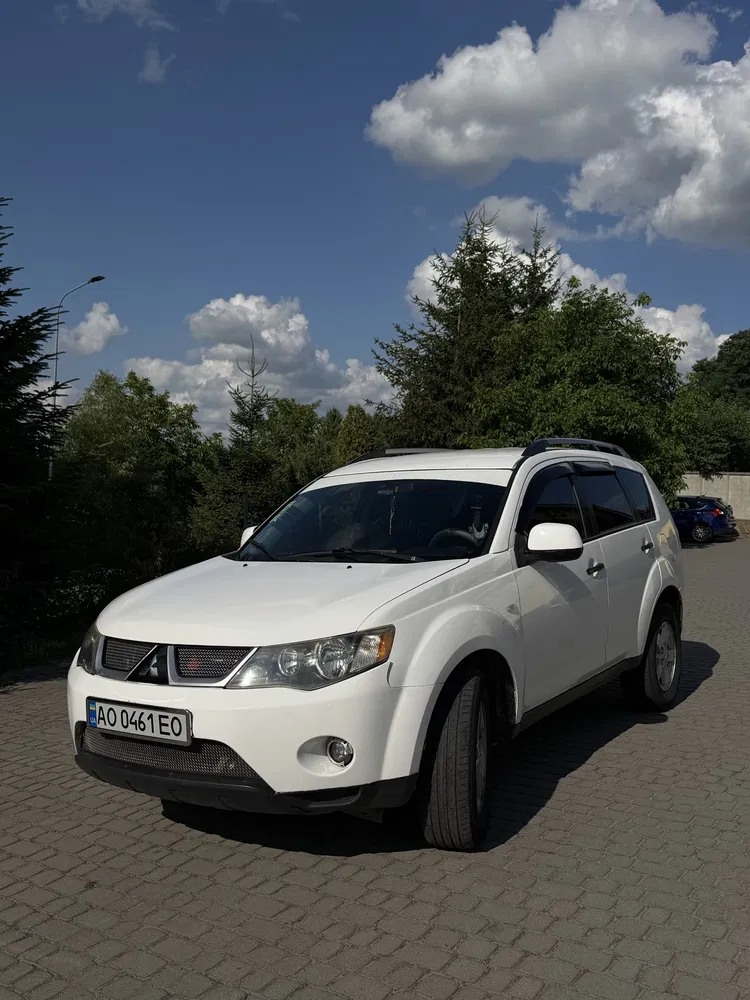 Фото 2008 Mitsubishi Outlander