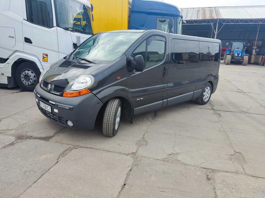Фото 2005 Renault Trafic