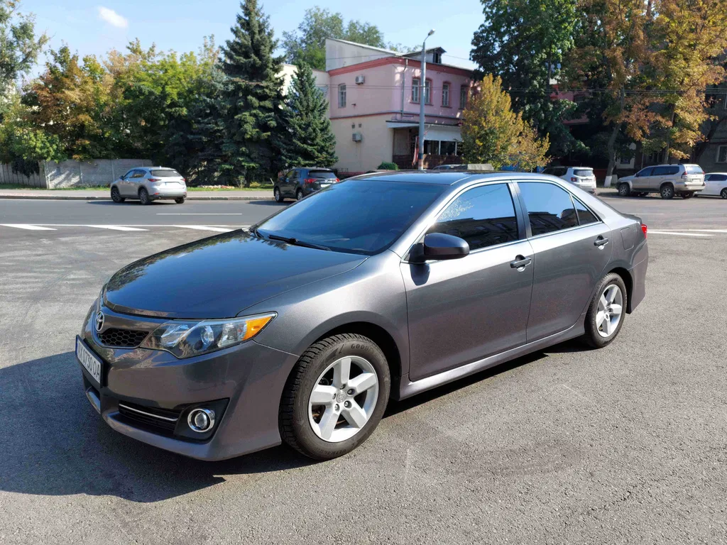 Фото 2014 Toyota Camry