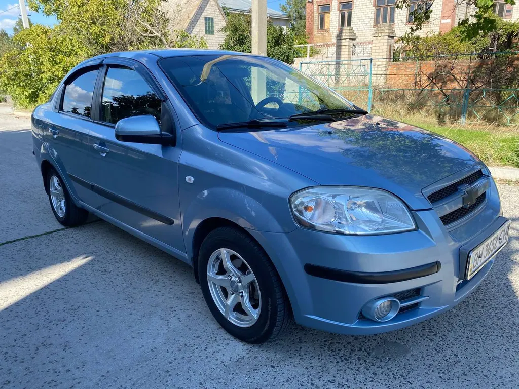 Фото 2009 Chevrolet Aveo