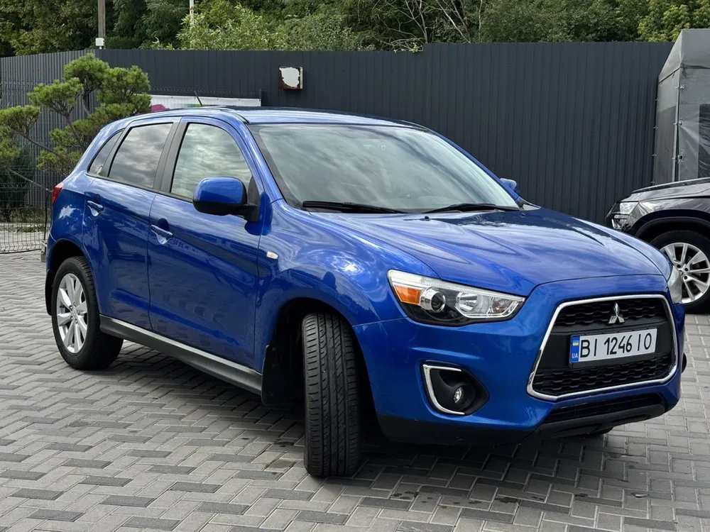 Фото 2015 Mitsubishi ASX