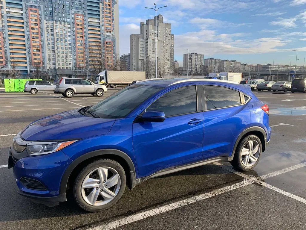 Фото 2019 Honda HR-V