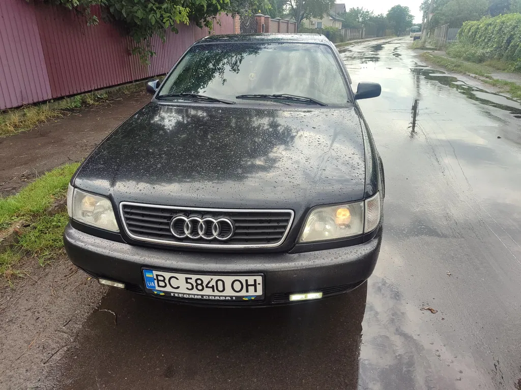 Фото 1995 Audi A6