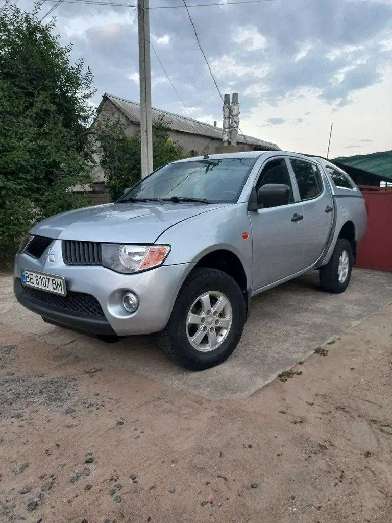 Фото 2008 Mitsubishi L 200
