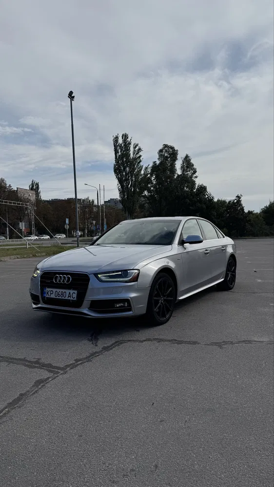 Фото 2015 Audi A4