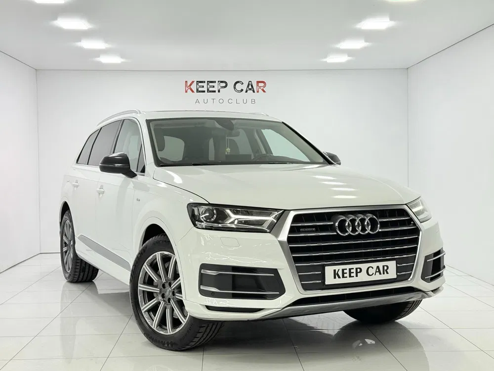 Фото 2018 Audi Q7