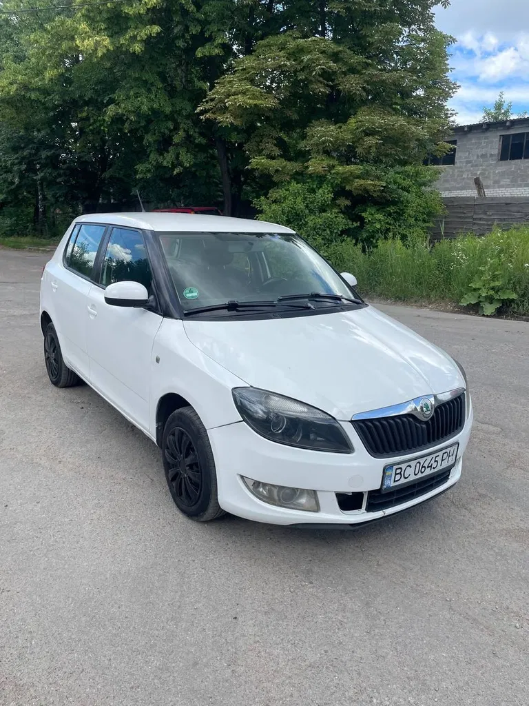 Фото 2012 Skoda Fabia